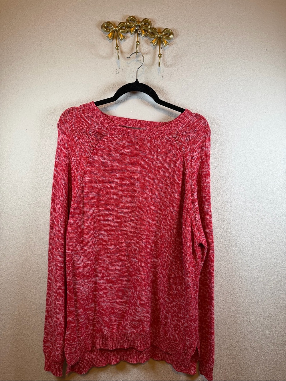 Wet Seal Red Marled Back V-Neck Sweater. Size L